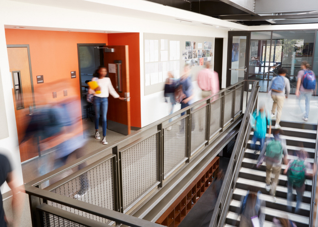 the-biggest-high-school-in-every-state-stacker